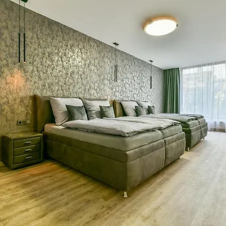 Stracena Ξενοδοχείο