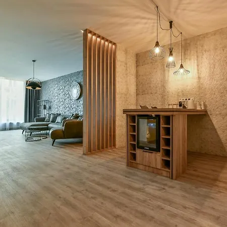 Hotel Stracena